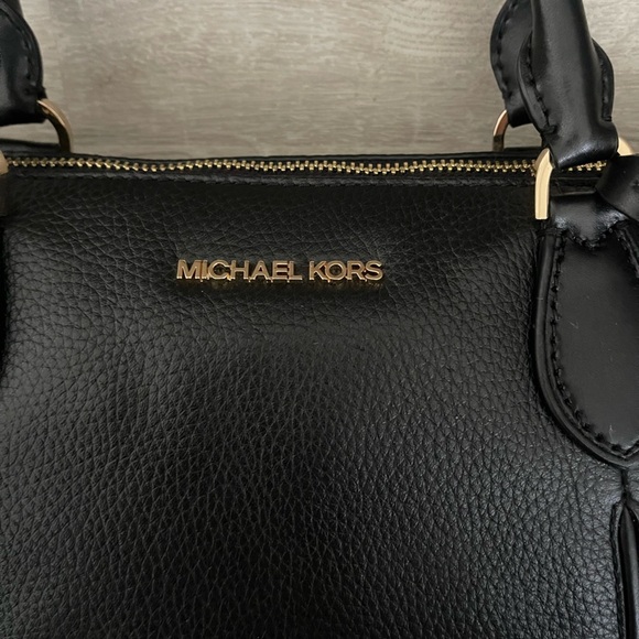MICHAEL KORS SIERRA LARGE SATCHEL - Picture 7 of 9